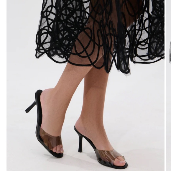 AKIRA AKIRA RAYA BLACK PVC CHUNKY HEEL SANDAL Size 7 - Picture 1 of 1